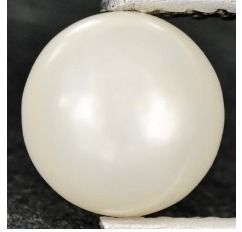 Beautiful And Natural White Cultured Pearl