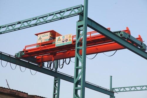 Heavy Duty EOT Crane