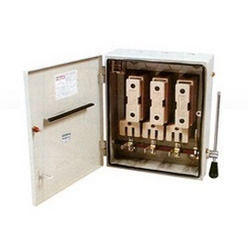 Panel Mounted Shock Proof And Heat Resistant Rewirable Switches