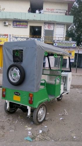 Auto Type E Rickshaws