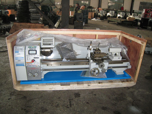 Iron Bench Lathe Cq6125V/6128V