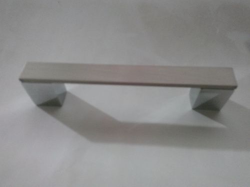 Electrical Resistance Cabinet Handle