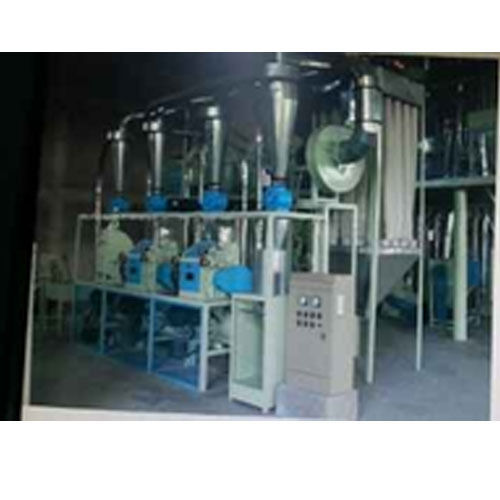 Flour Milling Machine - Superior Material Build, Compact Design, High Efficiency, Quality Assured