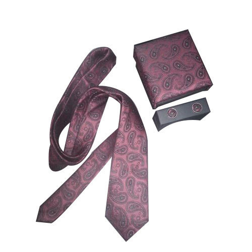 Stylish Tie With Cufflinks