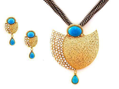 Antique Pendant Set