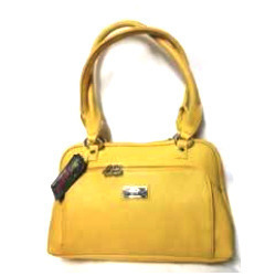 Women Black Shoulder Bag Price in India, Full Specifications & Offers |  DTashion.com