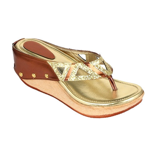Ladies Platform Slipper Hardness: Soft