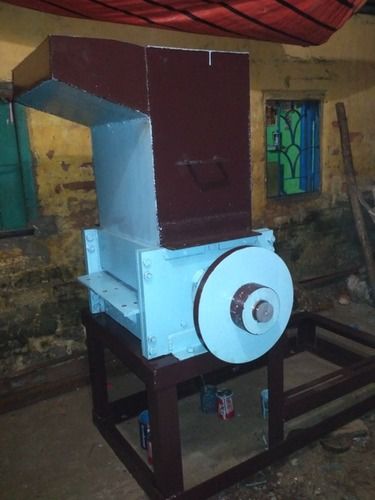 Plastic Scrap Grinder Machine