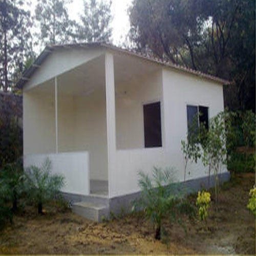 Shelter Farm House PUF Panels