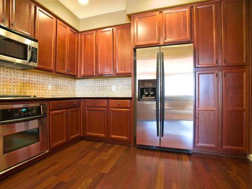 Wooden Kitchen Cabinet