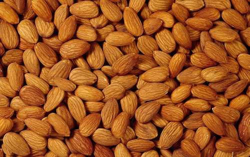 Sweet Almond Nuts