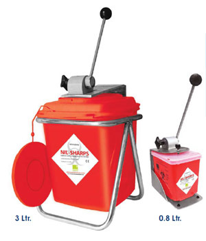 सिंगल एक्शन में सिरिंज हब और सुई को नष्ट कर देता है