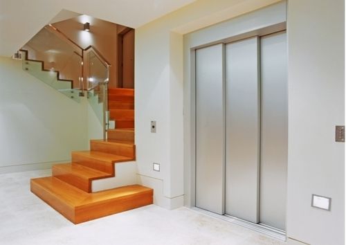 Residential lift