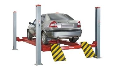 Wheel Alignment Four Post Lift - 6 Feet Lifting Height, 100% Safety & Stability Features