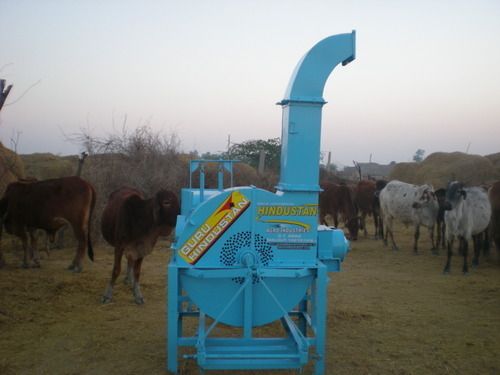 10 HP Chaff Cutter with Loader and Tractor