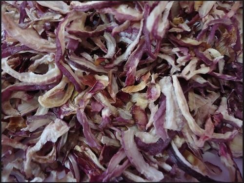 99.9% Pure A Grade Health Friendly Dehydrated Red Onion Flakes
