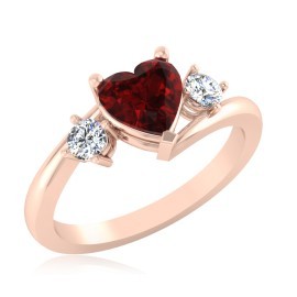 अमोरे हार्ट डायमंड और रूबी रिंग