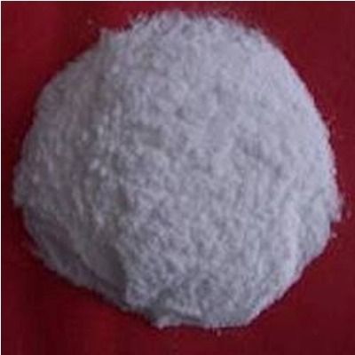 White Ammonium Formate Powder