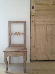 Simple Plywood Door Chair