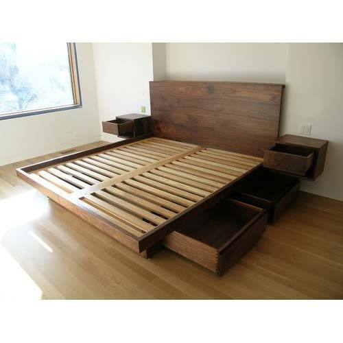  लकड़ी का बिस्तर