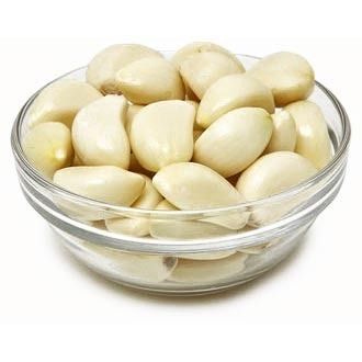 White Fresh Peeled Garlic