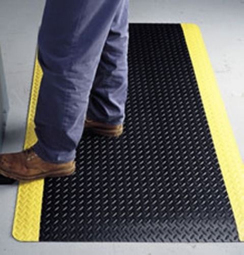 Black and Yellow Electric Insulation Mat