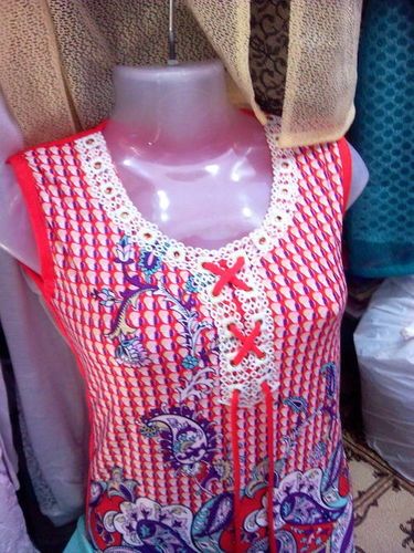 Designer Ladies Stylish Tops