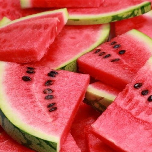 Watermelon Seed Oil - Pale Yellow Liquid, Nutty Aroma, 100% Pure, Emollient and Anti-Aging Properties, Detoxifying Agent, Shelf Life 1-2 Years