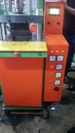 Orange Injection Molding Casting Machine