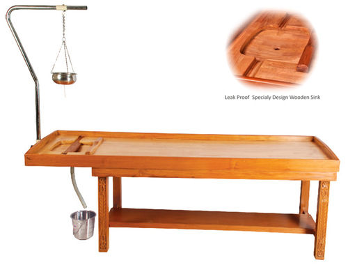 Wood Massage Cum Shirodhara Tables