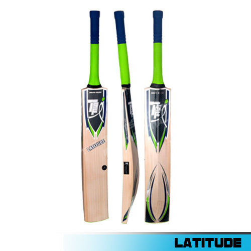 Cricket Bat English Willow Latitude