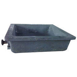 Casting Iron Pan - Robust Durability, Even Heat Distribution, Easy to Clean, Versatile Use