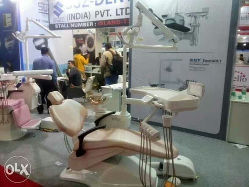 Suz Dent Dental Chair