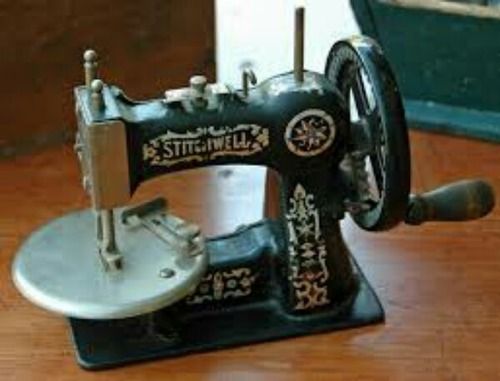 Cast Iron Antique Sewing Machine