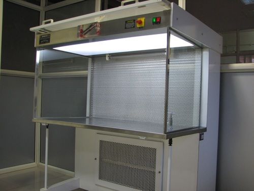 Horizontal Laminar Air Flow Work Station - HEPA Filtered, Robust Housing, Hassle-Free Operations