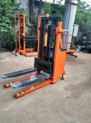 Electrical Pallet Stackers