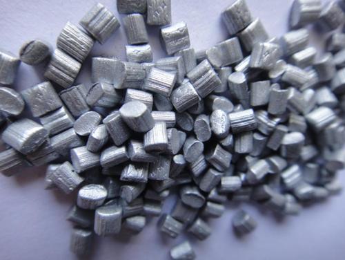 Silver Masterbatch Particle Size: 3X3