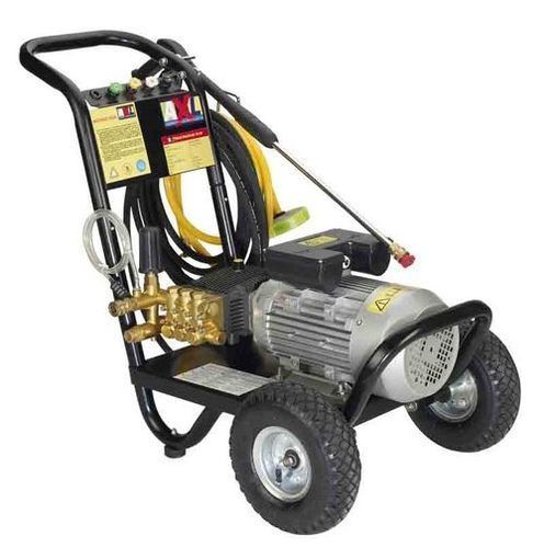 High Pressure Washer - Premium Quality Raw Material, User Friendly Functionality, Low Power Consumption, Trouble Free Performance, Minimal Maintenance Required, Multi-Color Design