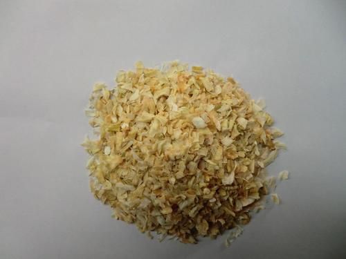 Dehydrated White Onion Flakes