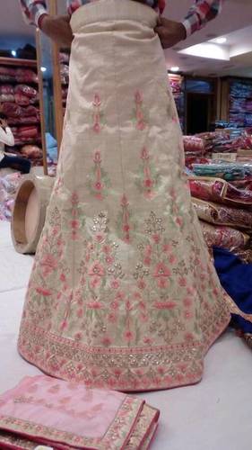 Heavy designer bridal wear Lehenga choli at Rs 6500 | Uttam Nagar | Delhi |  ID: 19501204662