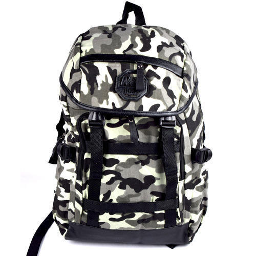 17 Camo Purse Styles That Stand Out From the Crowd | LoveToKnow