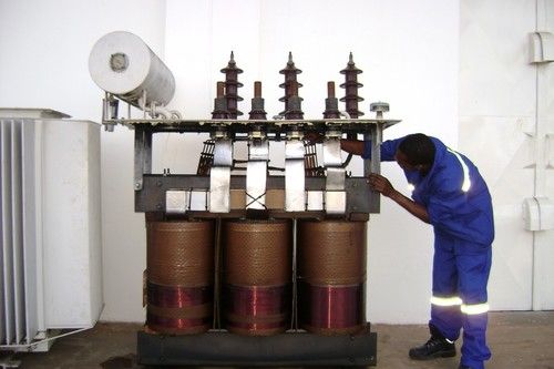 Power Distribution Transformer Coil Material: Iron Core