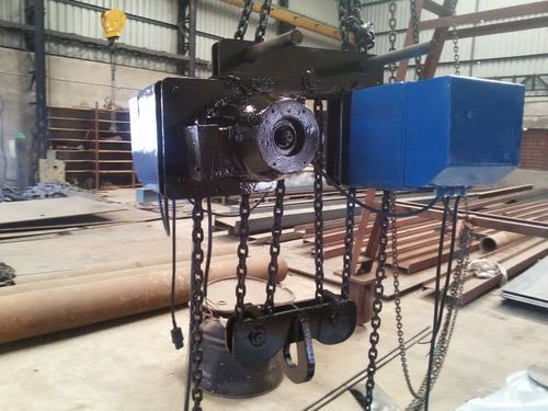 Short Headroom Hoist