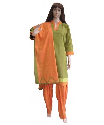 ग्रीन ब्लैक एंड ऑरेंज मीडियम लेंथ डिज़ाइनर सलवार कमीज और दुपट्टा सेट