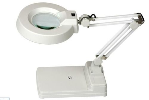 Desk Clamp Magnifying Lamp