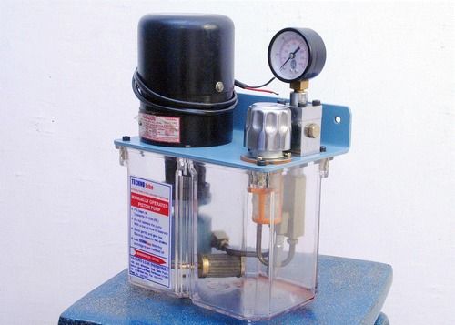 Automatic Centralized Lubrication Unit Capacity: 5+ Person