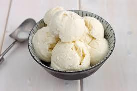 Vanilla Ice Cream - Creamy Texture, Long Shelf Life | Optimum Quality, Hygienically Processed, Rich Flavor