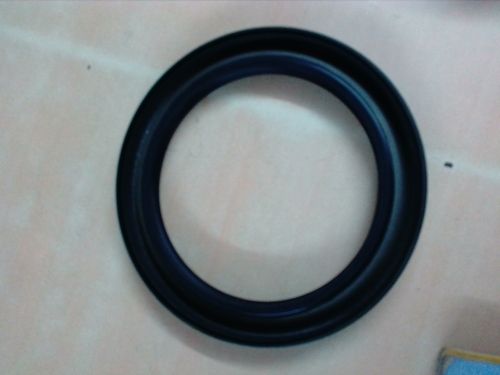 Vehicle Oil Seals