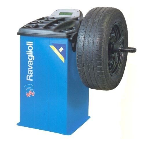 Computerised Digital Wheel Balancing Machine