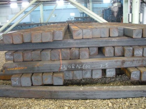 माइल्ड स्टील बिलेट्स एंड ब्लूम्स आयाम: 75X75 से 150X150 मिलीमीटर (मिमी)